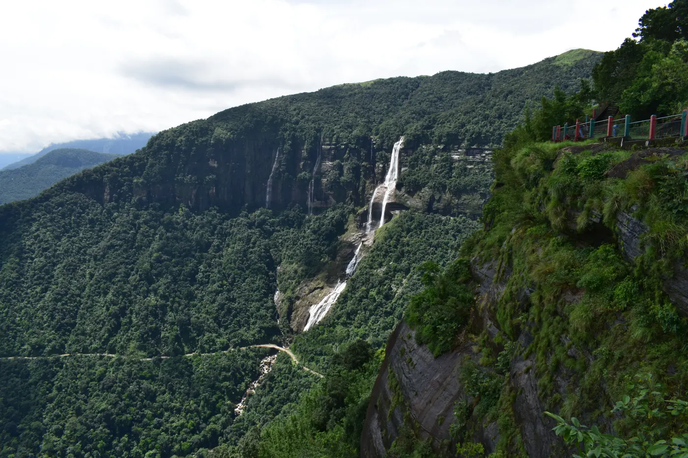Noh-Ka-Likai Fall, Shillong